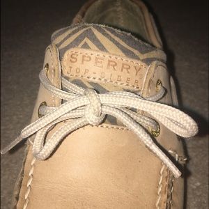 Womens’ Sperry top-sider bluefish boat shoes